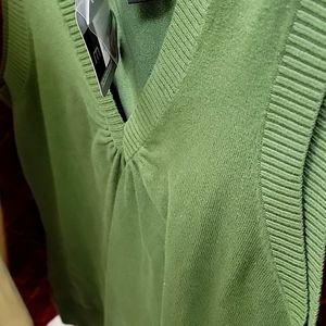 Mossimo v neck sweater